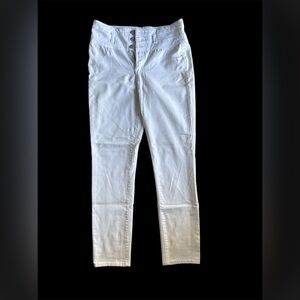 Refuge Women's Crisp White Skinny Jeans